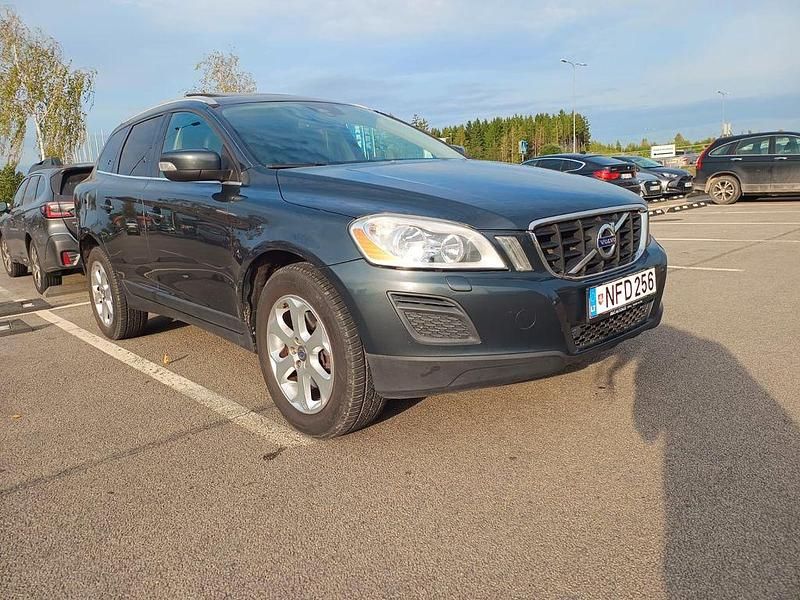 Grau Gebraucht 2013 Volvo XC60 SUV | 10.500 € (Superpreis) - Bild 1/4