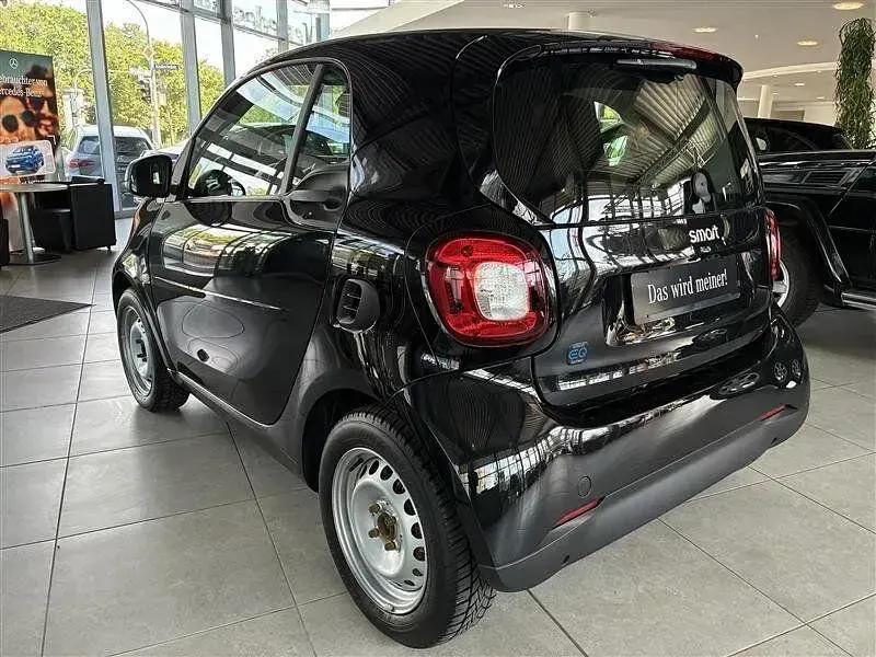 Gebraucht Smart ForTwo Coupé 60 kW (82 PS) 2023 Schwarz Kleinwagen