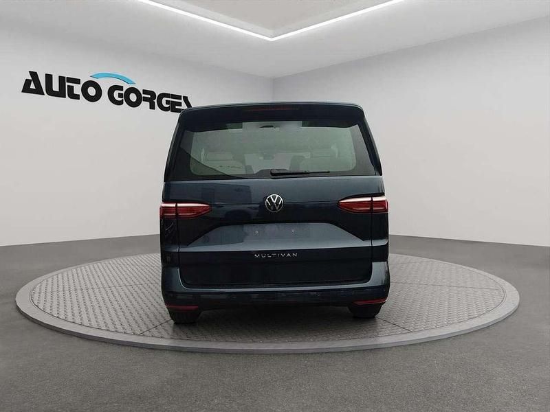 Gebraucht VW Multivan Life 150 PS (110 kW) 2025 Blau Van