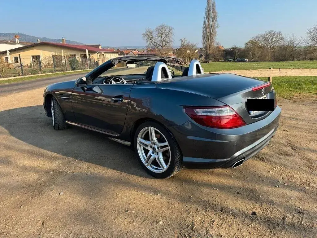 Usata Mercedes SLK200 184 CV (135 kW) 2012 Grigio Cabrio