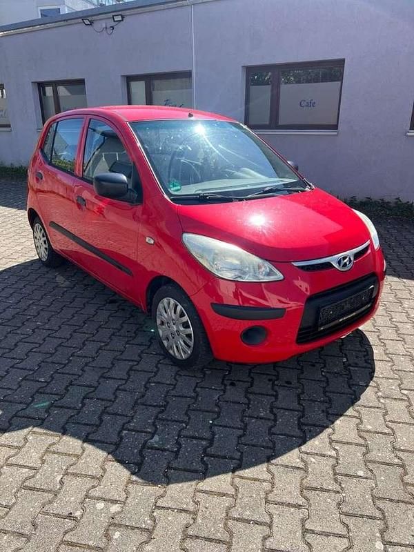 Rot Gebraucht 2009 Hyundai i10 Edition+ Kleinwagen | 2.299 € (Fairer Preis) - Bild 1/4