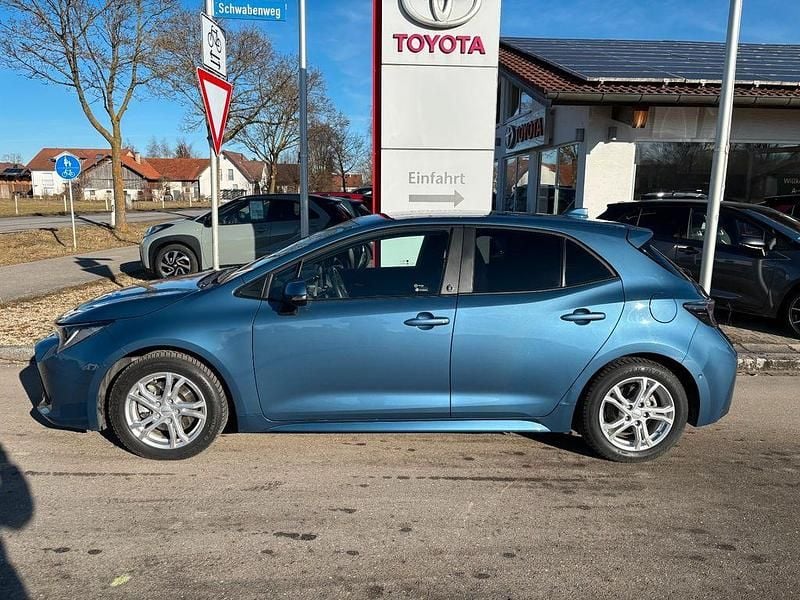 Gebraucht Toyota Corolla Team 179 PS (131 kW) 2022 Blau Limousine
