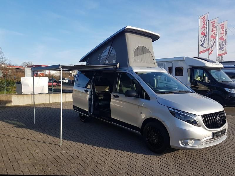 Brilliantsilber metallic Neu 2025 Mercedes Vito Van / Kleinbus | 74.380 € - Bild 1/4