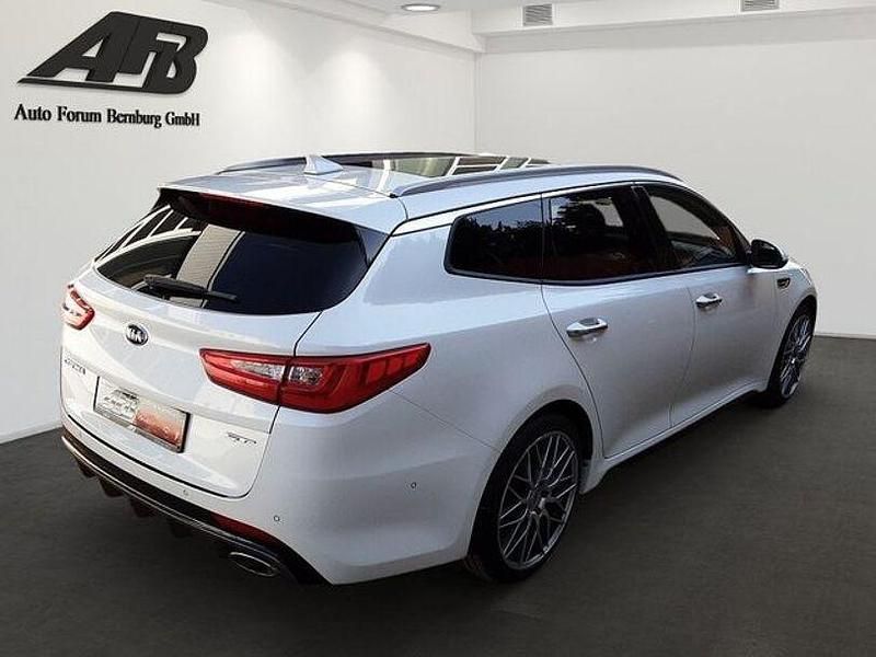 Gebraucht Kia Optima GT 243 PS (178 kW) 2017 Weiß Limousine
