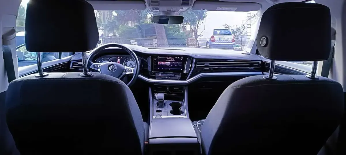 Gebraucht VW Touareg Basis 231 PS (169 kW) 2019 Blau SUV