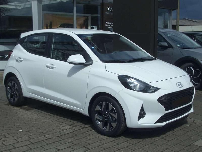 Atlas white Neu 2025 Hyundai i10 Comfort Kleinwagen | 18.790 € (Fairer Preis) - Bild 1/4
