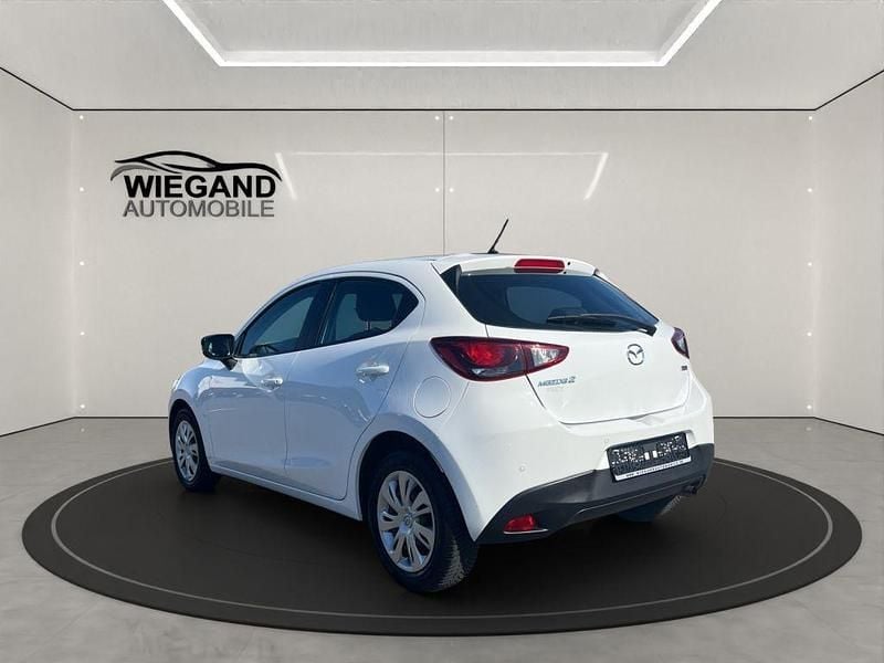 Gebraucht Mazda 2 Center-Line 90 PS (66 kW) 2015 Weiß Limousine