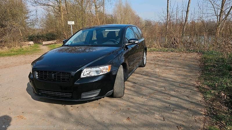 Gebraucht Volvo V70 109 PS (80 kW) 2009 Schwarz Kombi