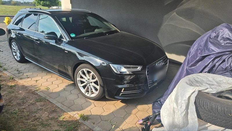 Schwarz Gebraucht 2016 Audi A4 S-Line Kombi | 16.500 € (Superpreis) - Bild 1/4