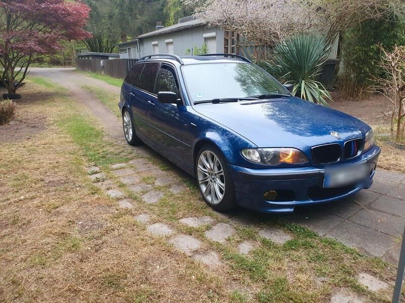 Blau Gebraucht 2004 BMW 318 M Sport Kombi | 2.200 € (Fairer Preis) - Bild 1/4