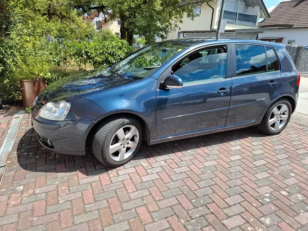 Gebraucht VW Golf VI United 102 PS (75 kW) 2008 Kleinwagen