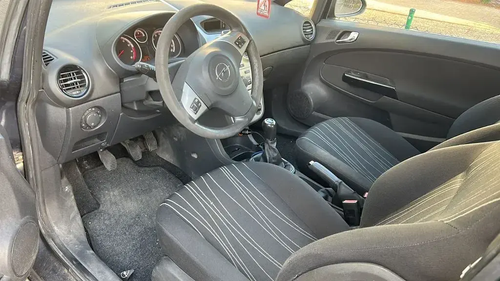 Gebraucht Opel Corsa 80 PS (58 kW) 2009 Grau Kleinwagen