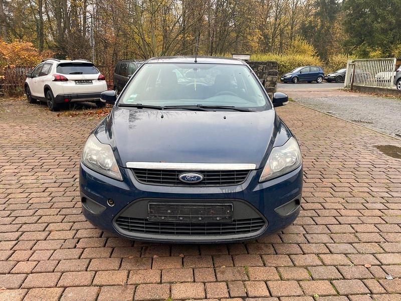 Gebraucht Ford Focus Style 109 PS (80 kW) 2009 Blau Kombi