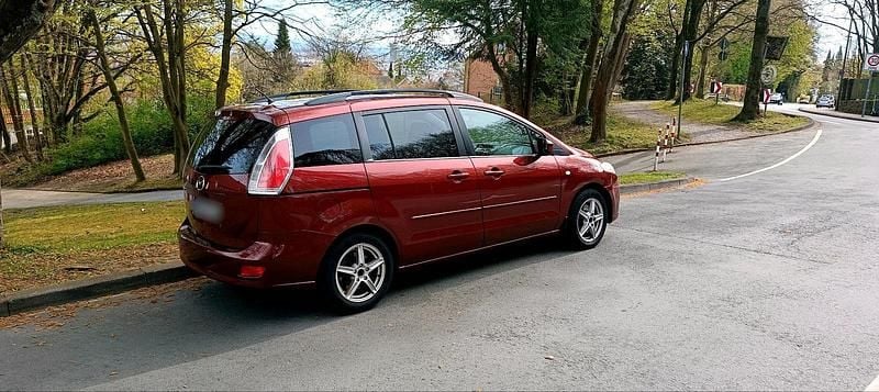 Gebraucht Mazda 5 149 PS (109 kW) 2009 Rot Van / Kleinbus
