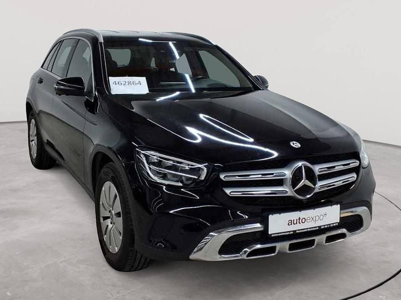 Schwarz Gebraucht 2022 Mercedes GLC200 SUV | 31.590 € (Superpreis) - Bild 1/4