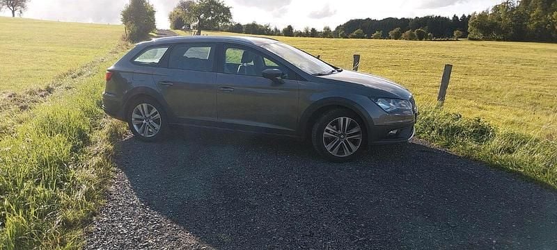 Gebraucht 2015 Seat Leon X-Perience Xperience Kombi | 10.900 € (Guter Preis) - Bild 1/4