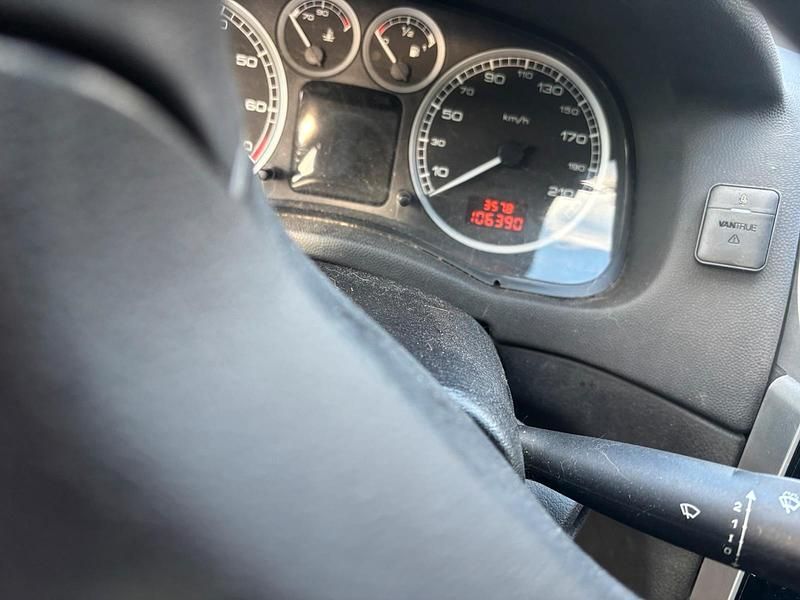 Gebraucht Peugeot 307 109 PS (80 kW) 2003 Weiß Kleinwagen