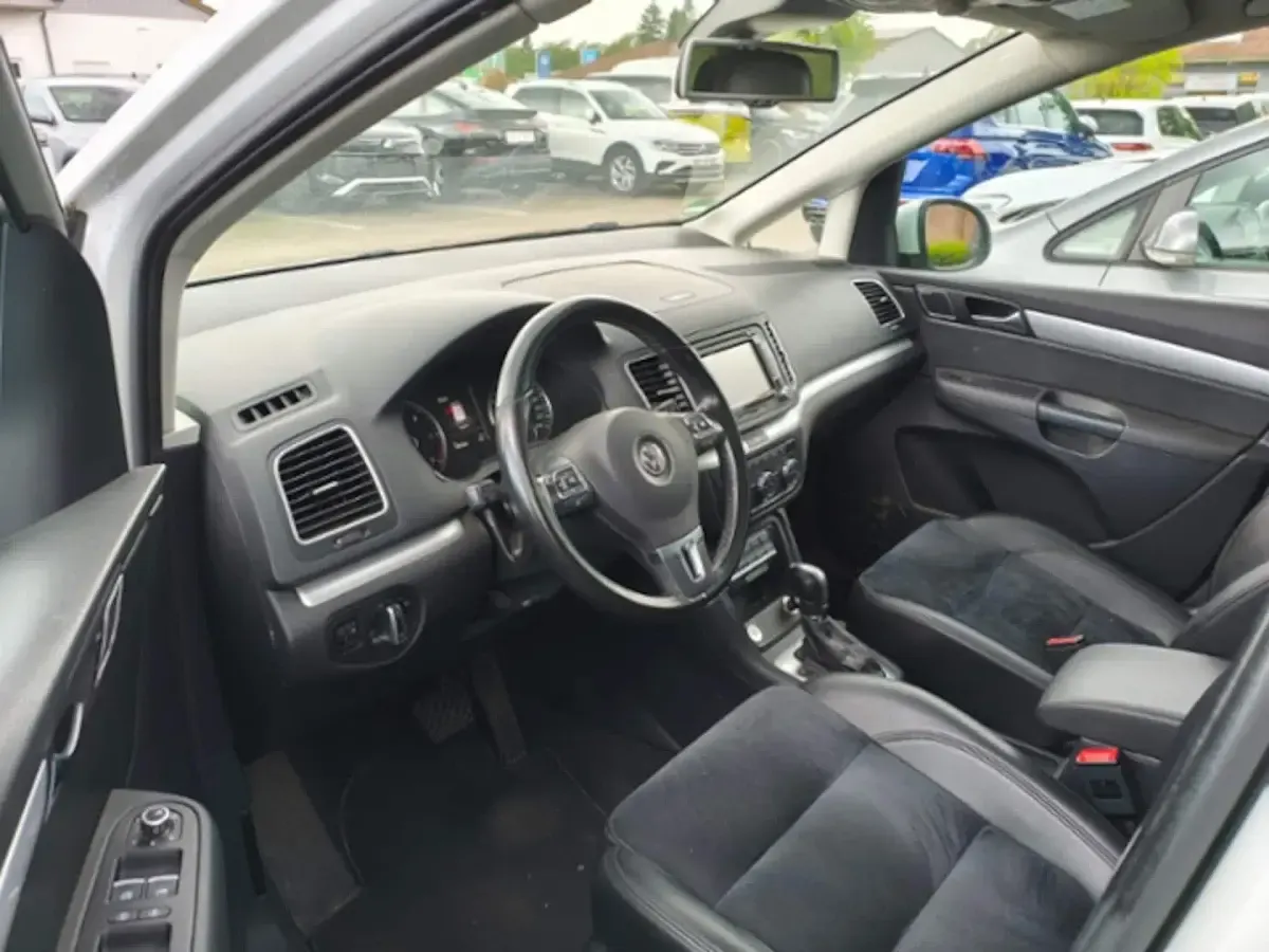 Gebraucht VW Sharan Highline 177 PS (130 kW) 2015 Van / Kleinbus