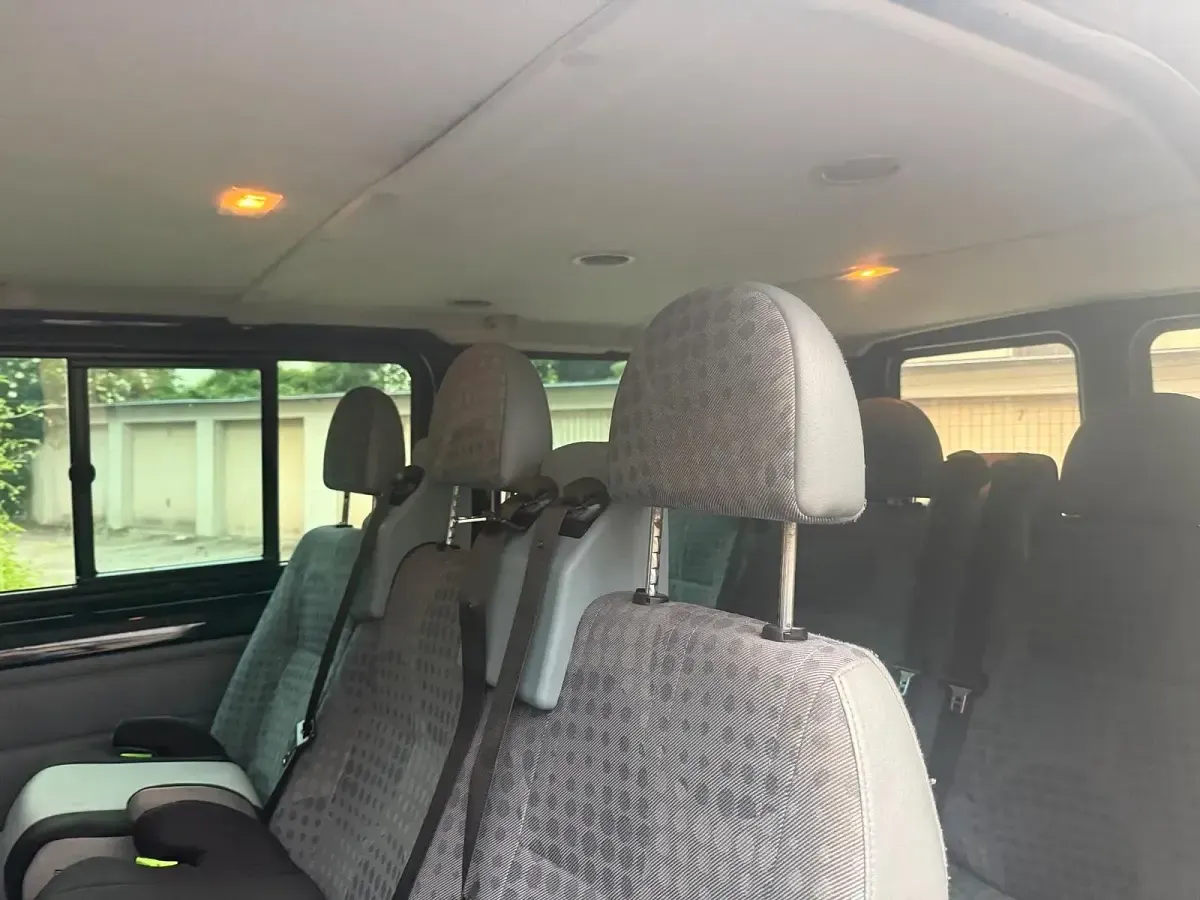 Gebraucht Ford Transit Tourneo 103 PS (75 kW) 2010 Schwarz Van / Kleinbus
