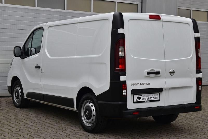 Gebraucht Nissan Primastar 110 PS (80 kW) 2022 Weiß Van / Kleinbus