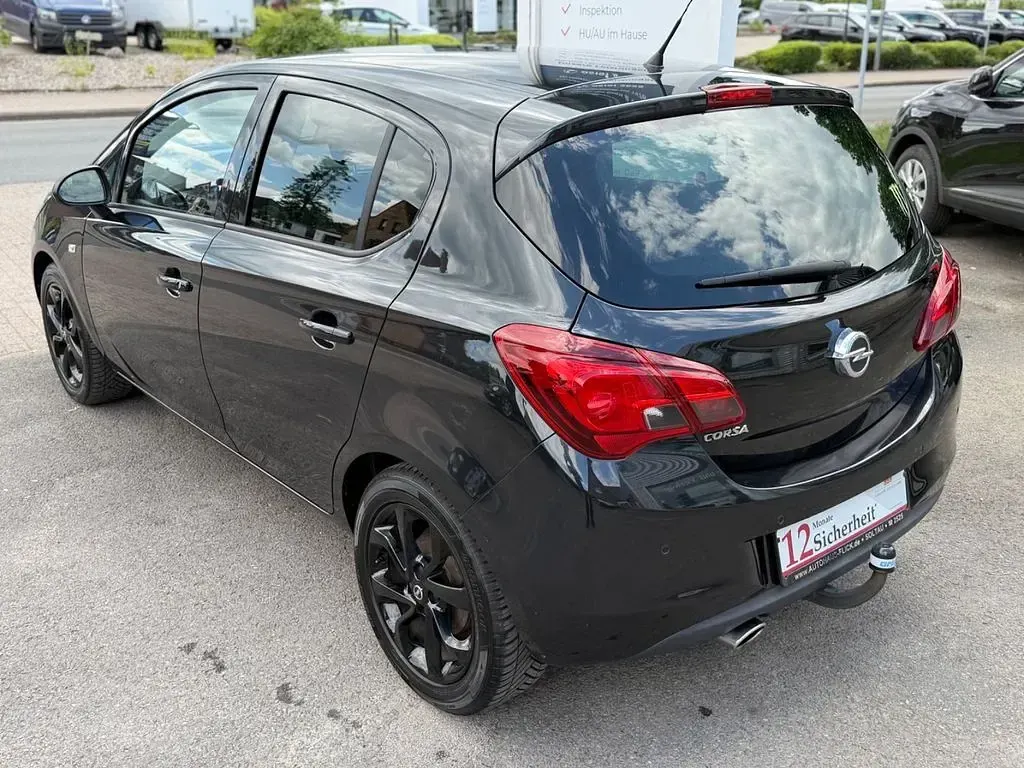 Gebraucht Opel Corsa Color Edition 90 PS (66 kW) 2015 Schwarz Kleinwagen