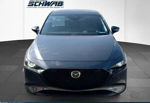Neu Mazda 3 Exclusive 186 PS (136 kW) 2025 Machine gray Limousine