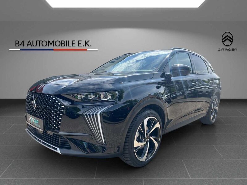 Schwarz Gebraucht 2024 DS Automobiles DS7 Crossback Opera SUV | 42.779 € (Teuer) - Bild 1/4