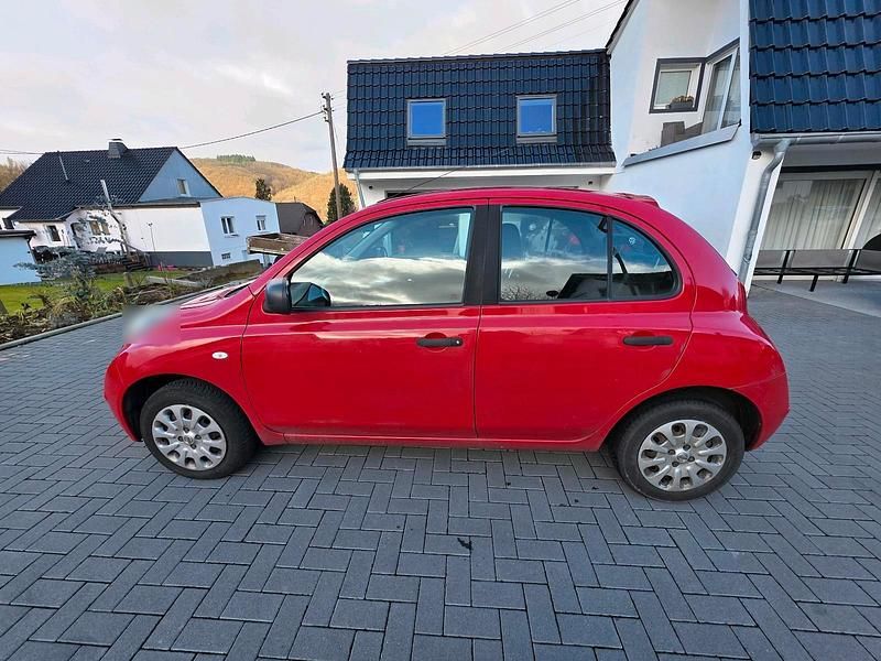 Gebraucht Nissan Micra 68 PS (50 kW) 2010 Rot Kleinwagen