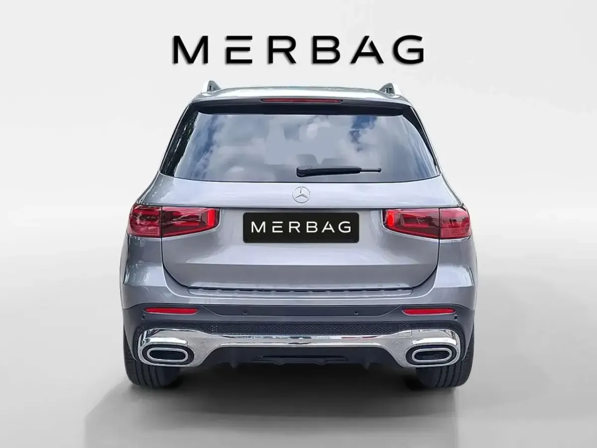 Gebraucht Mercedes GLB220 Advanced 190 PS (139 kW) 2025 Metalliclack mountaingrau SUV