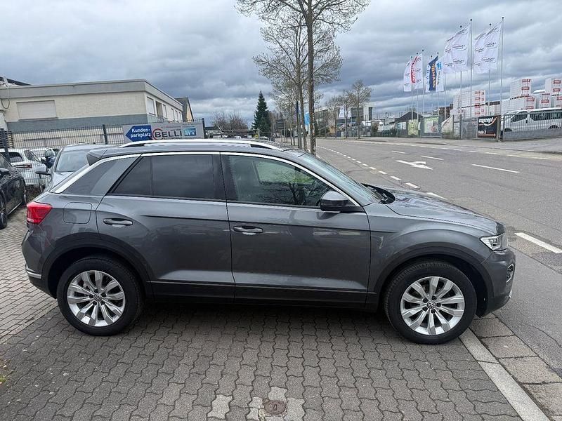 Gebraucht VW T-Roc Style 150 PS (110 kW) 2020 Grau SUV