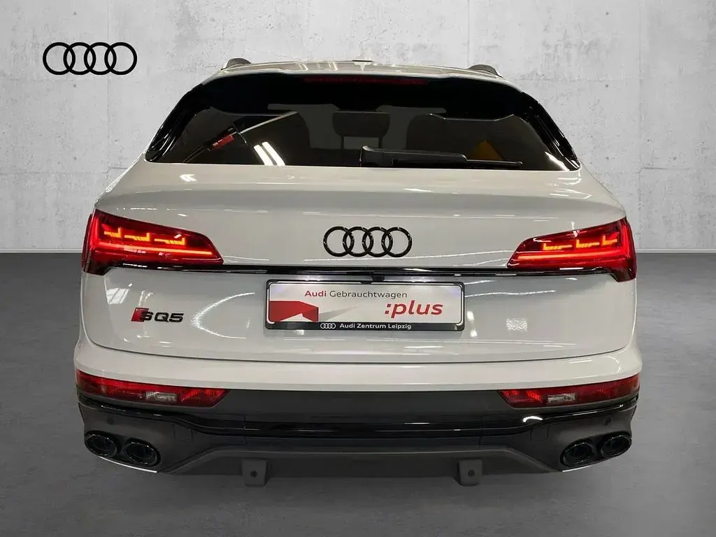 Gebraucht Audi SQ5 Sportback Ambiente 341 PS (250 kW) 2023 Gletscherweiß metallic SUV