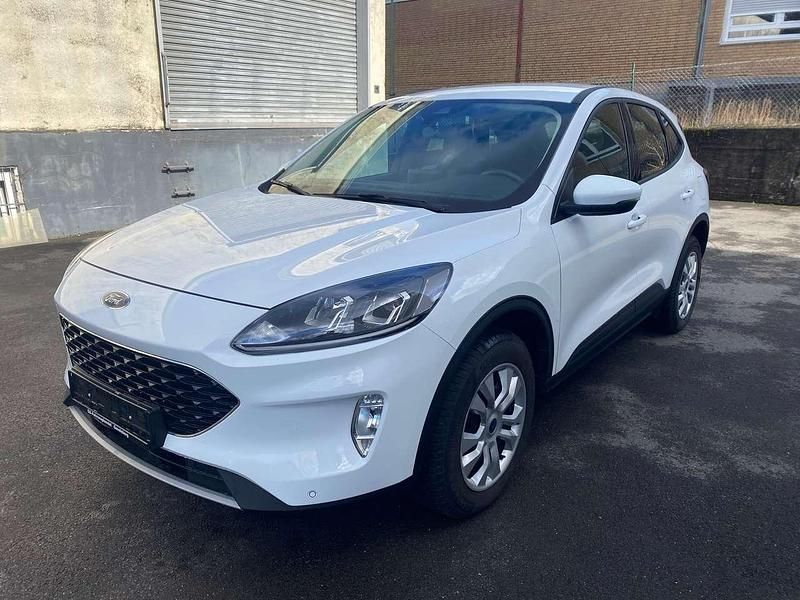 Gebraucht Ford Kuga Cool & Connect 120 PS (88 kW) 2021 Weiß SUV