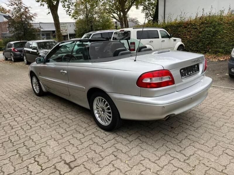 Używany Volvo C70 163 KM (119 kW) 2003 Srebrny Kabriolet