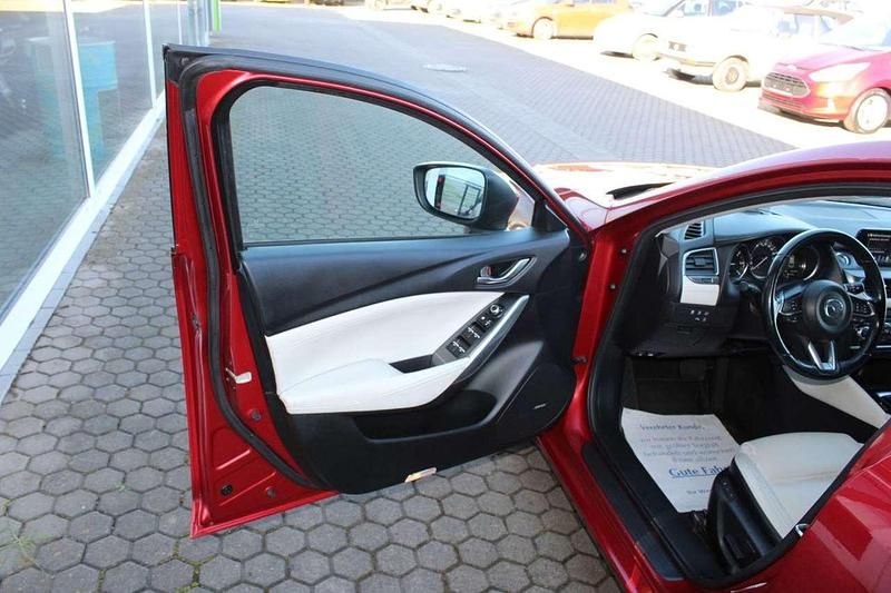 Gebraucht Mazda 6 Sports-Line 175 PS (128 kW) 2017 Rot Kombi