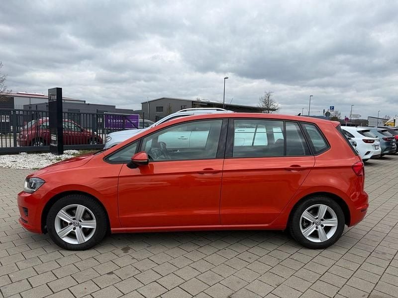 Gebraucht VW Golf VII Comfortline 150 PS (110 kW) 2015 Orange Limousine