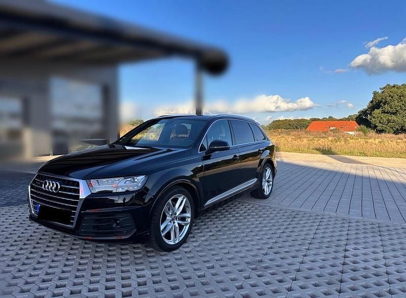 Second-hand Audi Q7 272 CP (200 kW) 2016 Negru SUV