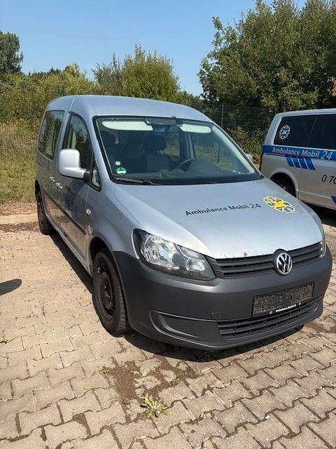 Silber Gebraucht 2013 VW Caddy Trendline Van / Kleinbus | 2.999 € - Bild 1/4