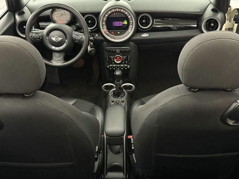 Gebraucht Mini Cooper Cabriolet 111 PS (81 kW) 2015 Weiß Cabrio