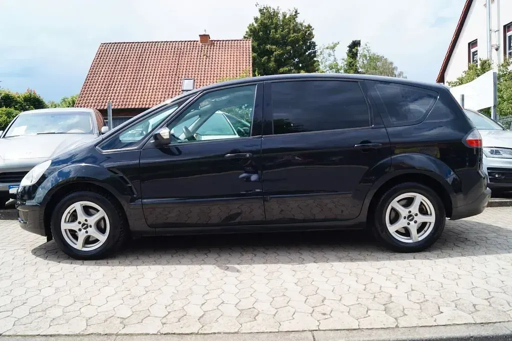 Gebraucht Ford S-MAX Trend 145 PS (106 kW) 2009 Schwarz Van / Kleinbus