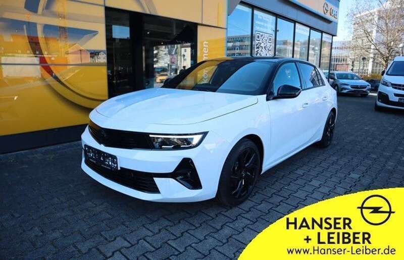 Arktis weiss Gebraucht 2025 Opel Astra Limousine | 31.990 € (Etwas zu teuer) - Bild 1/4