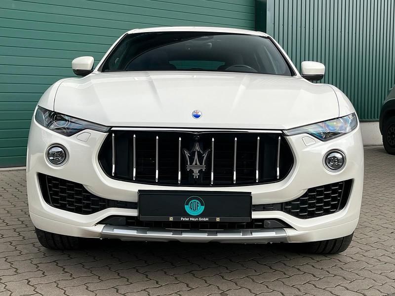 Gebraucht Maserati Levante 430 PS (316 kW) 2017 Weiß SUV