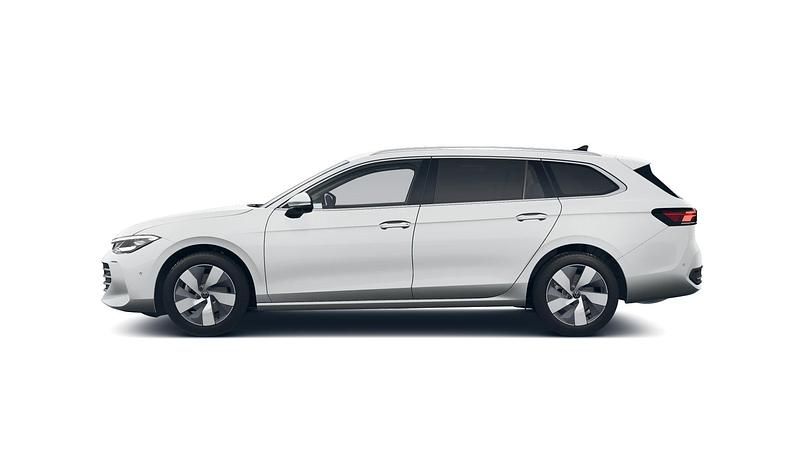 Gebraucht VW Passat IQ Drive 150 PS (110 kW) 2024 Pure white Kombi