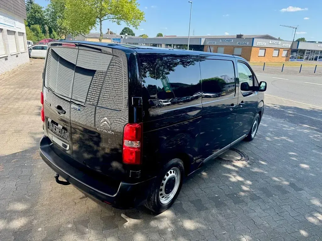 Gebraucht Citroën Jumpy Profi 116 PS (85 kW) 2018 Schwarz Van / Kleinbus