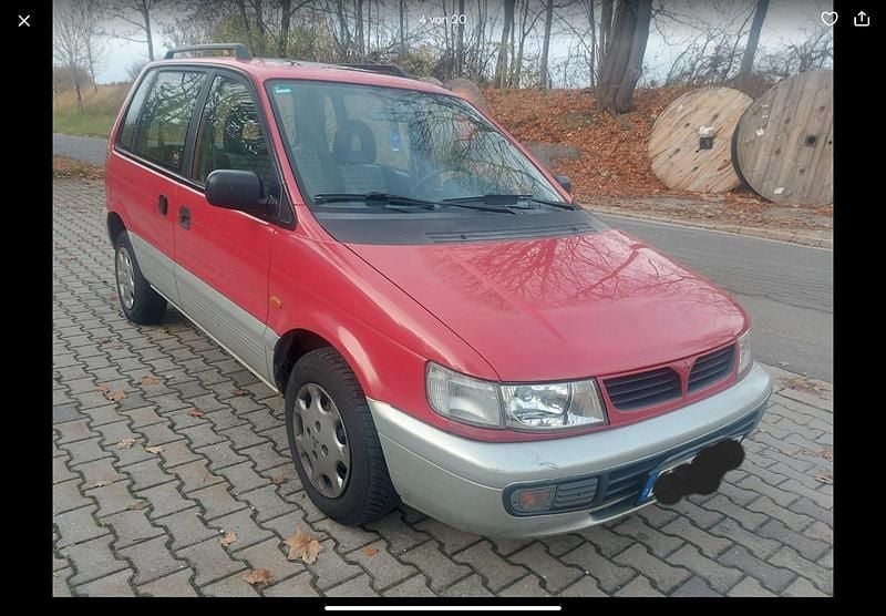 Gebraucht Mitsubishi Space Runner 122 PS (89 kW) 1996 Rot Van / Kleinbus