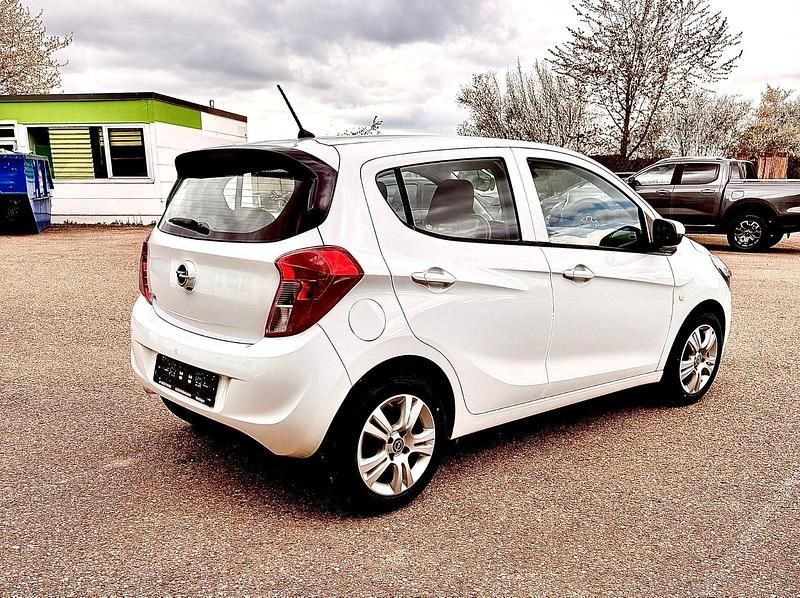 Second-hand Opel Karl 75 CP (55 kW) 2017 Alb Hatchback