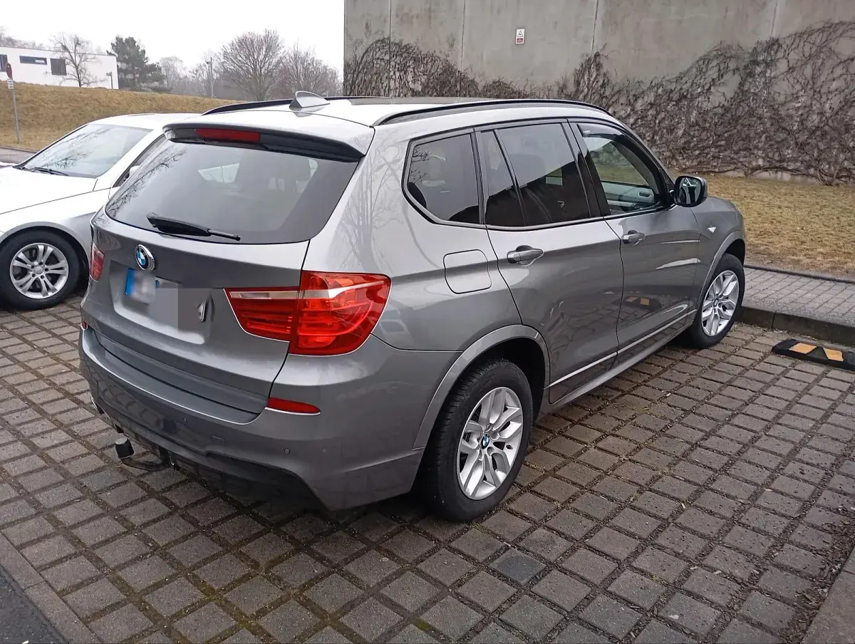Gebraucht BMW X3 M Sport 182 PS (133 kW) 2012 Silber SUV