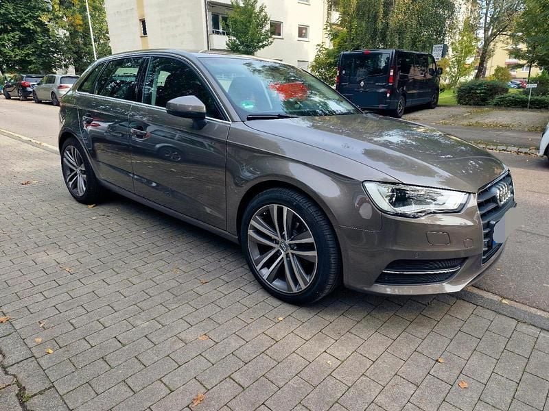 Gebraucht Audi A3 Sportback 150 PS (110 kW) 2014 Beige Kleinwagen