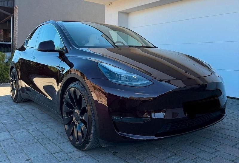 Rot Gebraucht 2023 Tesla Model Y Performance SUV | 37.900 € (Fairer Preis) - Bild 1/4