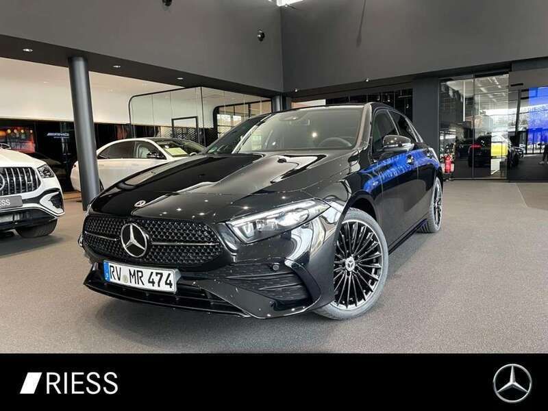 Schwarz Gebraucht 2025 Mercedes A250 AMG Limousine | 50.950 € - Bild 1/4