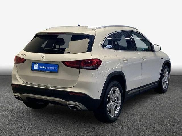 Polarweiß Gebraucht 2020 Mercedes GLA250 Progressive SUV | 30.940 € (Fairer Preis) - Bild 1/4
